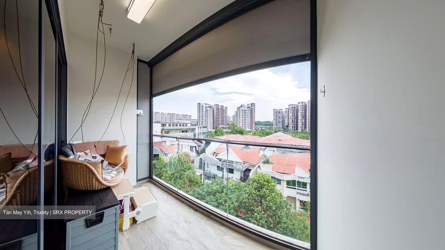 The Gazania (D19), Condominium #573073551